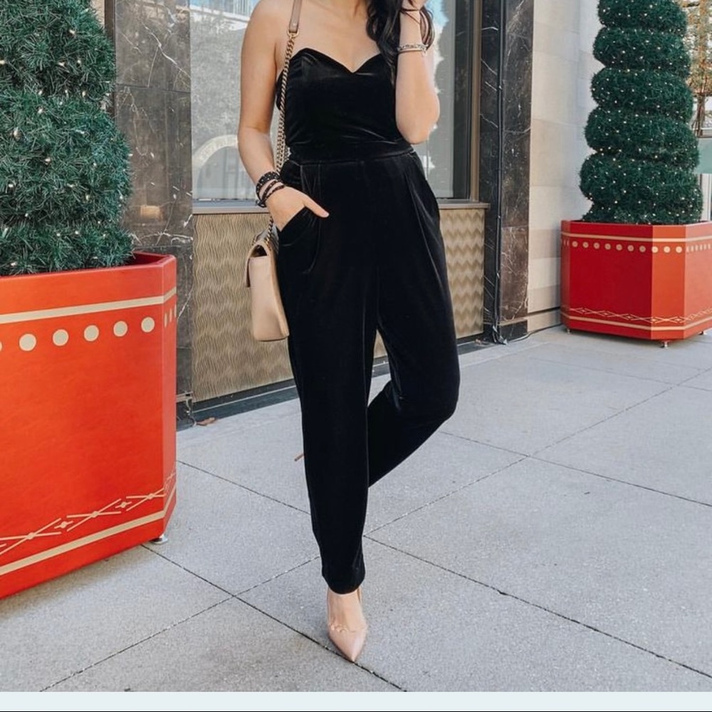 Express Black Velvet Strapless Bodysuit (Size 10)